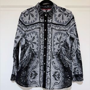 Talbots Black and White Paisley Blouse 💯% cotton lightweight